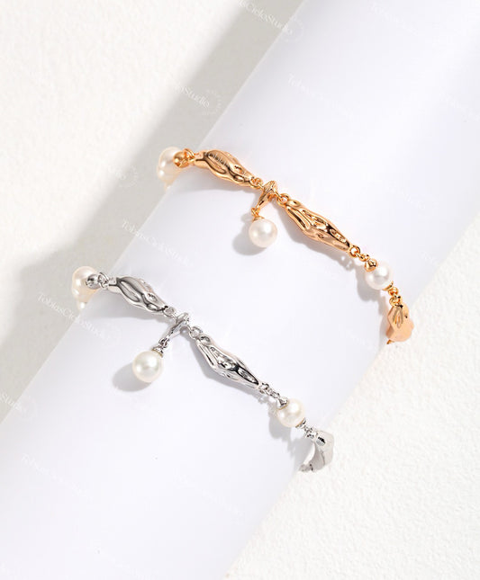 "Svanhild" S925 Sterling Silver Bracelet with Petite Natural Pearl Design