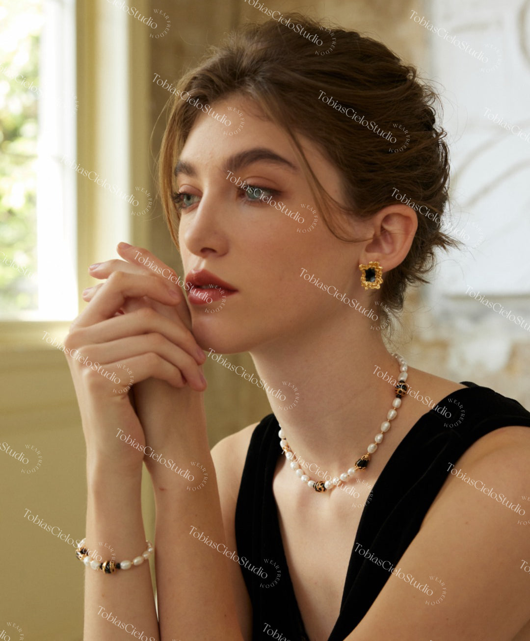 "The Odyssey" S925 Sterling Silver + Black Onyx Pearl Bracelet