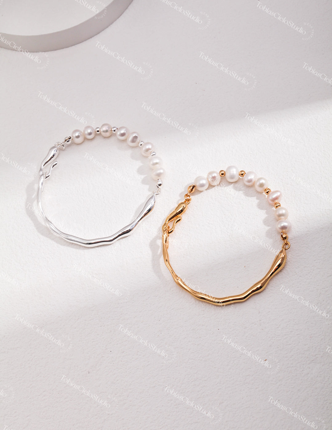 "The Lost Atlantis" S925 Liquid Shaped Sterling Silver Bracelet with Pearls