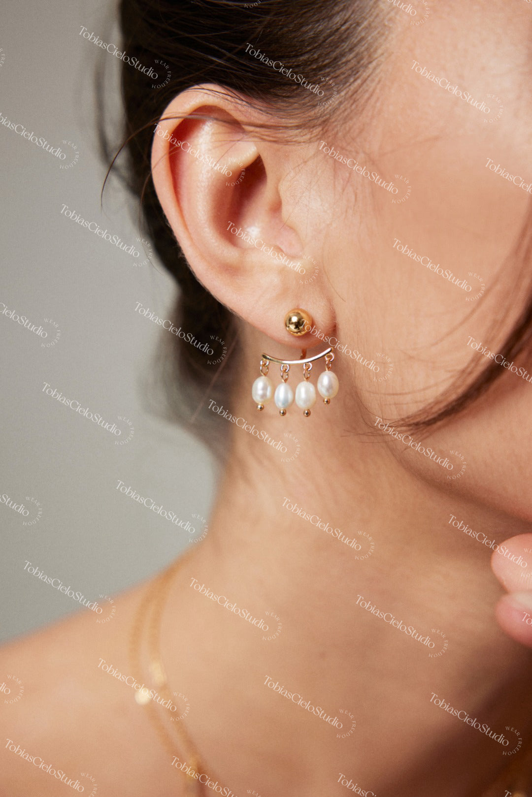 "The Beanstalk’s First Seed" S925 Sterling Silver Earring with Delicate Pearls Drop in Rome Style