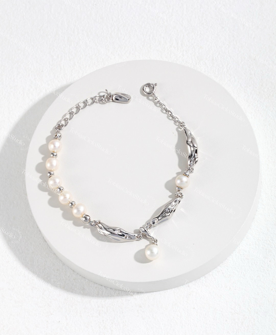 S925 Sterling Silver Bracelet with Petite Natural Pearl Design